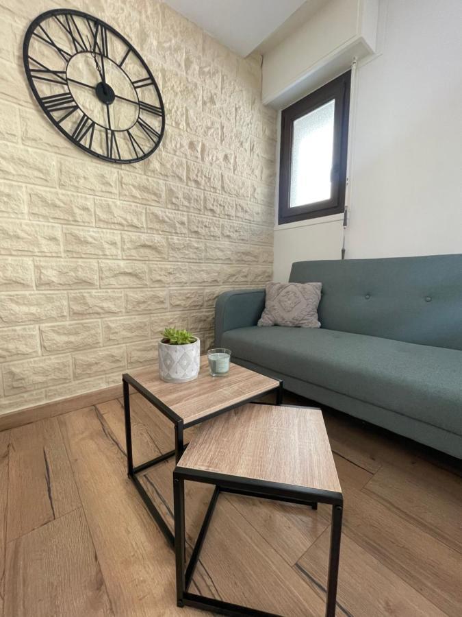 Charmant 2 Pieces Au Coeur Du Port Lympia Nice Ngoại thất bức ảnh